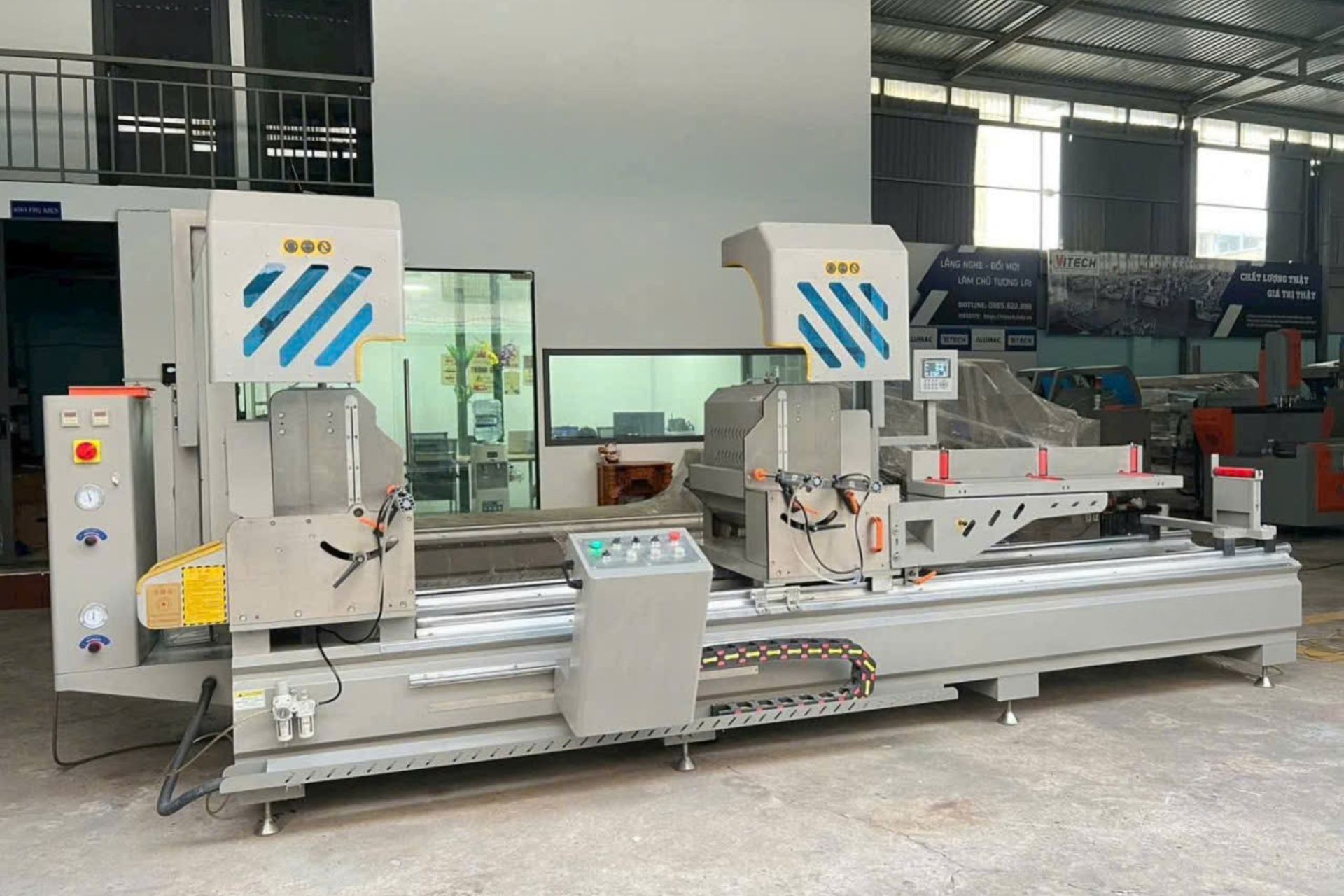 Máy cắt nhôm 2 đầu 09S