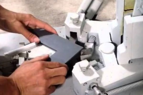 Hình ảnh máy ép góc khí nén ( thủ công)